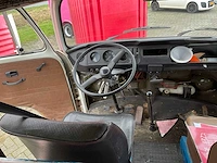 Volkswagen - foodtruck - afbeelding 21 van  29