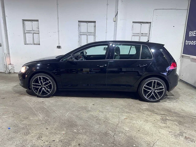 Volkswagen - golf - 1.2 tsi trendline - n-562-bt - afbeelding 12 van  19