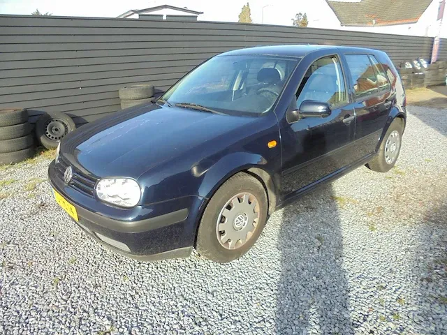 Volkswagen - golf - 1.4-16v trendline - td-rl-14 - afbeelding 1 van  10