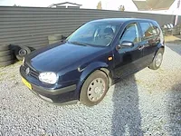 Volkswagen - golf - 1.4-16v trendline - td-rl-14 - afbeelding 1 van  10