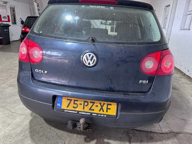 Volkswagen - golf - 1.4 fsi trendline - 75-pz-xf - afbeelding 17 van  22