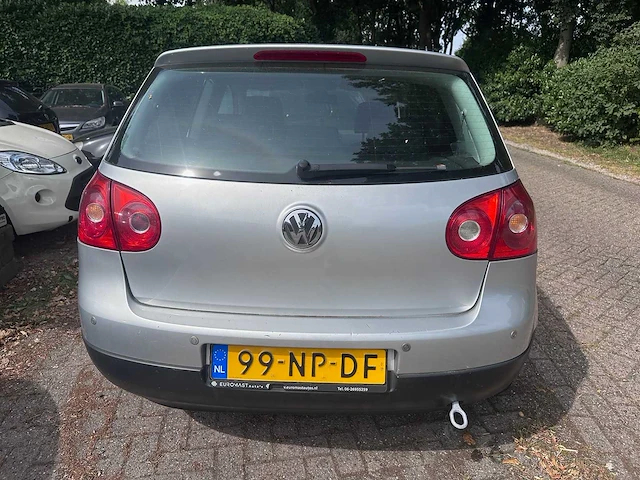 Volkswagen - golf - 1.4 trendline - 99-np-df - afbeelding 11 van  17