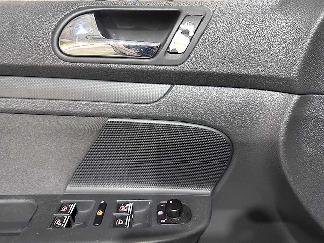 Volkswagen - golf - 1.4 trendline - rf-854-r - afbeelding 3 van  19