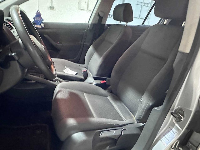 Volkswagen - golf - 1.4 trendline - rf-854-r - afbeelding 6 van  19