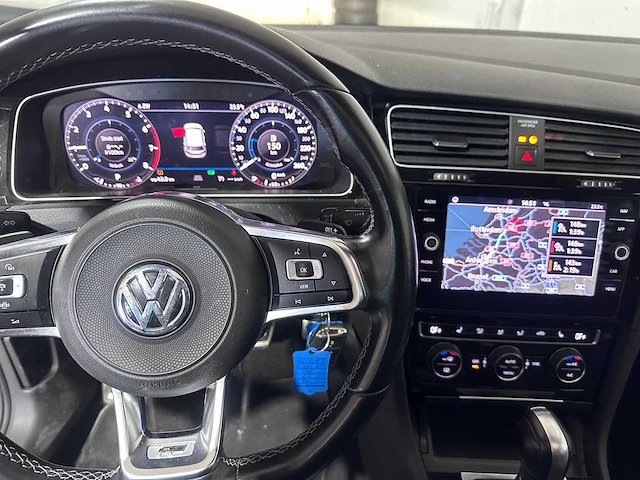Volkswagen - golf - 1.5 fsi automaat r line - belgische papieren - afbeelding 2 van  24