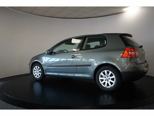 Volkswagen - golf - 1.6 fsi comfortline - car - afbeelding 18 van  19
