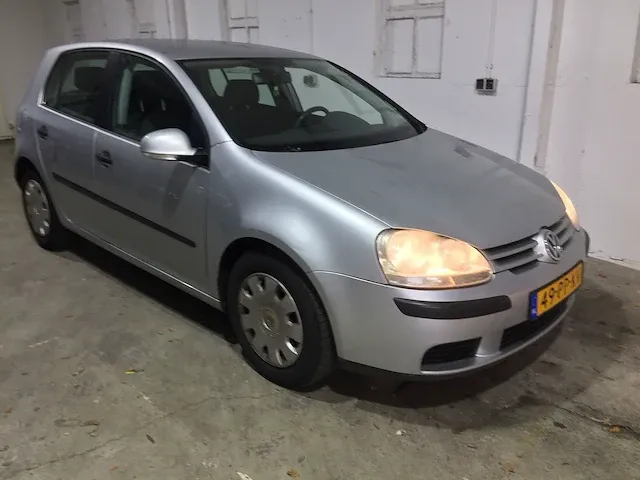 Volkswagen - golf - 1.6 fsi trendline automaat - 49-pp-kv - afbeelding 7 van  19
