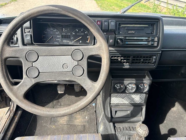 Volkswagen - golf - 1.8 gti inj. - 1989 - classic cars >15 - afbeelding 5 van  34