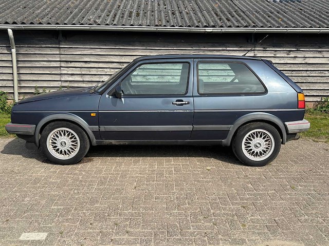 Volkswagen - golf - 1.8 gti inj. - 1989 - classic cars >15 - afbeelding 12 van  34
