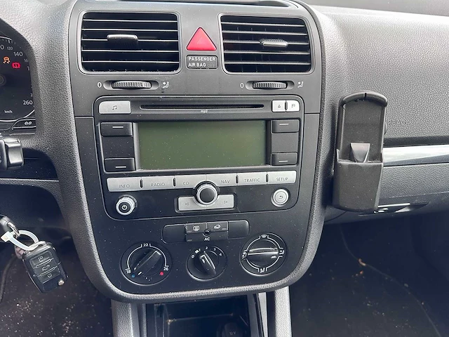 Volkswagen - golf - 2.0 fsi gt sport bns - 12-zb-zg - afbeelding 6 van  19