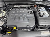 Volkswagen - golf - 2.0 tdi highline - xd-088-n- - afbeelding 15 van  22