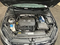 Volkswagen - golf - 2.0 tsi 4motion r - car - 2017 - afbeelding 32 van  40