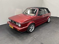 Volkswagen - golf - cabriolet - oldtimer - 1983 - afbeelding 2 van  36