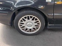 Volkswagen - golf - cabriolet - personenauto - afbeelding 9 van  19
