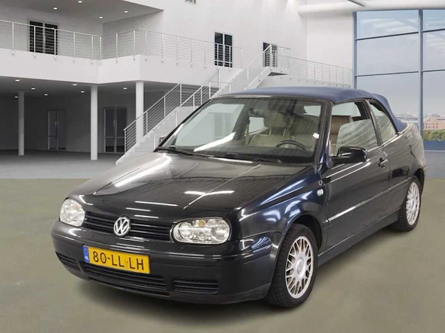 Volkswagen - golf - cabriolet - personenauto - afbeelding 1 van  19