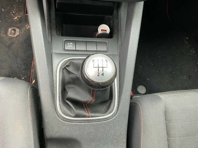 Volkswagen - golf - personenauto (08-xd-vl) - afbeelding 4 van  22