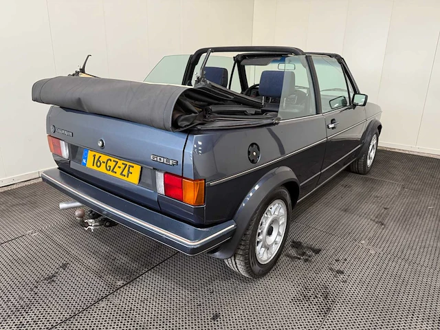 Volkswagen - golf 1 - cabriolet - oldtimer - 1985 - afbeelding 10 van  42