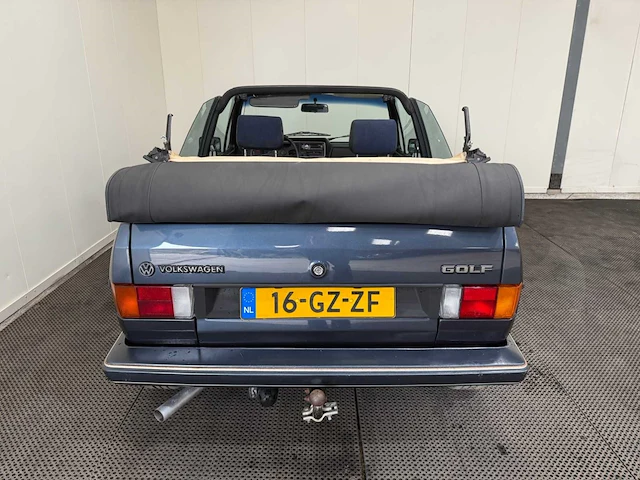 Volkswagen - golf 1 - cabriolet - oldtimer - 1985 - afbeelding 11 van  42