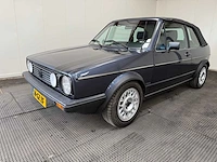 Volkswagen - golf 1 - cabriolet - oldtimer - 1985 - afbeelding 38 van  42