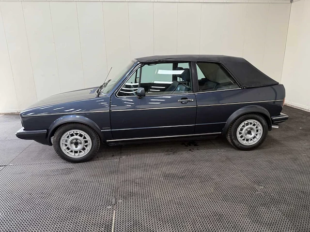 Volkswagen - golf 1 - cabriolet - oldtimer - 1985 - afbeelding 42 van  42