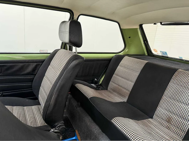 Volkswagen - golf 1 - diesel - oldtimer - 1981 - afbeelding 8 van  27