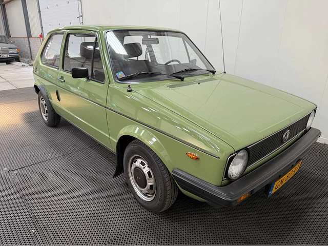 Volkswagen - golf 1 - diesel - oldtimer - 1981 - afbeelding 22 van  27