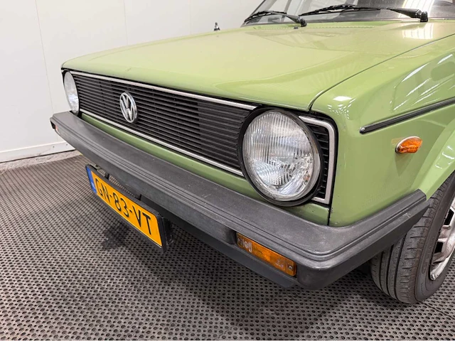 Volkswagen - golf 1 - diesel - oldtimer - 1981 - afbeelding 25 van  27