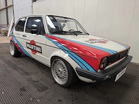 Volkswagen - golf 1 - martini uitgevoerd - oldtimer - 1983 - afbeelding 2 van  34