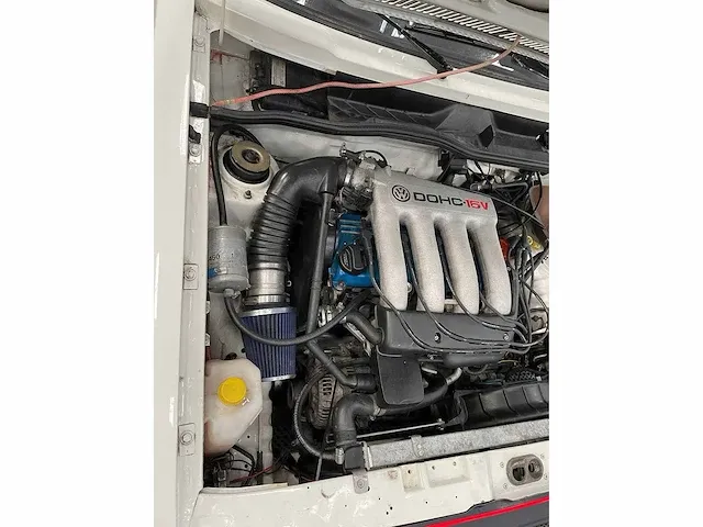 Volkswagen - golf 1- 2.0 16v - oldtimer - afbeelding 20 van  36