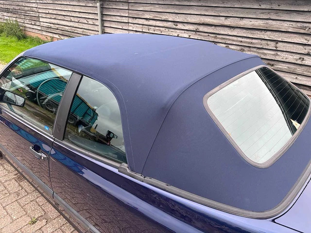 Volkswagen - golf cabriolet - 2.0 avantgarde - classic cars >15 - afbeelding 21 van  30
