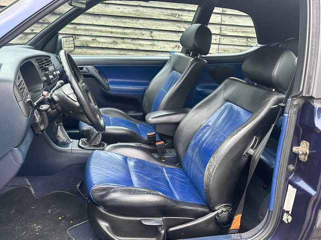 Volkswagen - golf cabriolet - 2.0 avantgarde - classic cars >15 - afbeelding 6 van  30