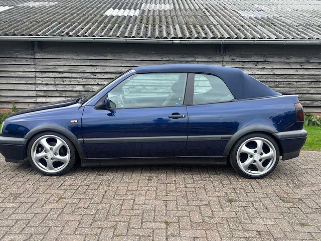 Volkswagen - golf cabriolet - 2.0 avantgarde - classic cars >15 - afbeelding 12 van  30