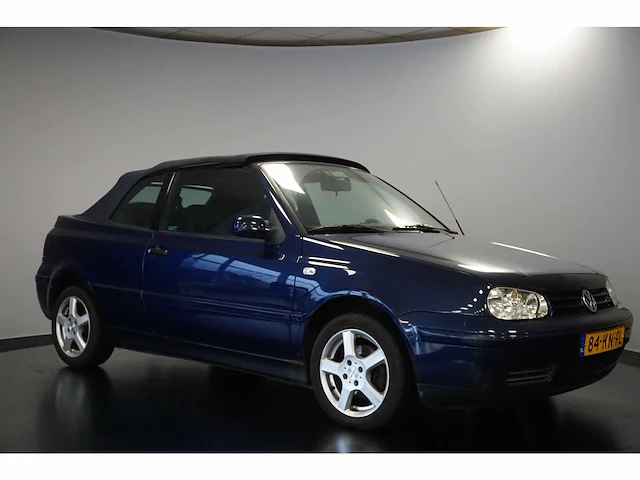 Volkswagen - golf cabriolet - 2.0 highline - car - afbeelding 11 van  17