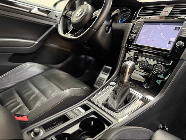 Volkswagen - golf r - golf 7r - personenauto - 2014 - afbeelding 8 van  36