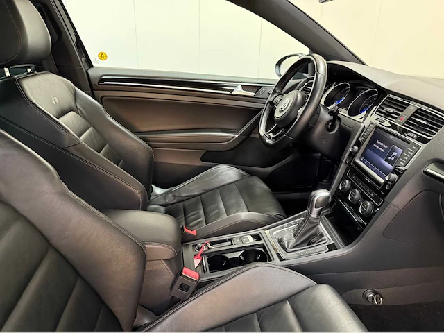 Volkswagen - golf r - golf 7r - personenauto - 2014 - afbeelding 11 van  36