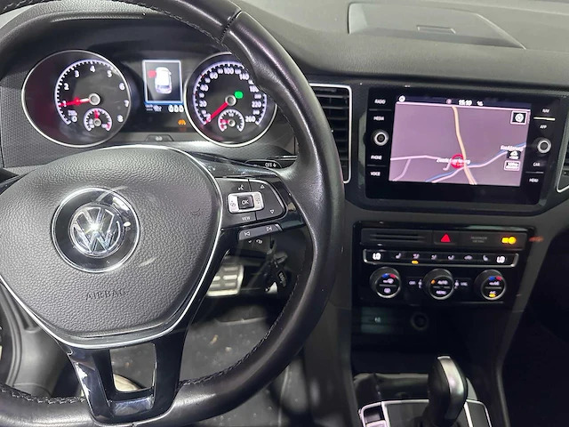 Volkswagen - golf sportsvan - 1.5 tsi automaat act highline. - hpd-10-d - afbeelding 2 van  22