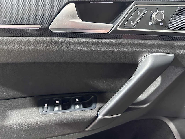 Volkswagen - golf sportsvan - 1.5 tsi automaat act highline. - hpd-10-d - afbeelding 5 van  22