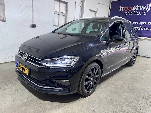 Volkswagen - golf sportsvan - 1.5 tsi automaat act highline. - hpd-10-d - afbeelding 1 van  22