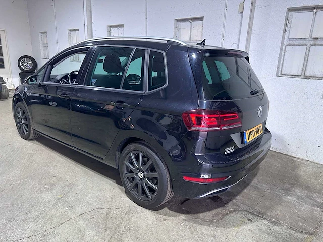Volkswagen - golf sportsvan - 1.5 tsi automaat act highline. - hpd-10-d - afbeelding 16 van  22