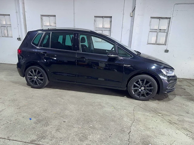 Volkswagen - golf sportsvan - 1.5 tsi automaat act highline. - hpd-10-d - afbeelding 19 van  22