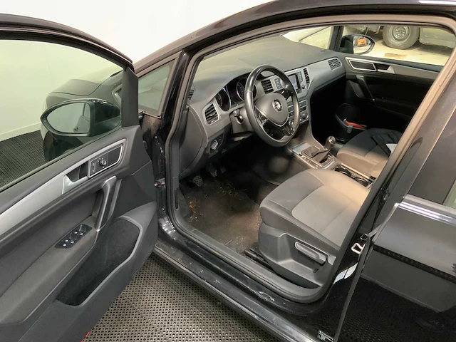 Volkswagen - golf sportsvan - comfortline - 2015 - afbeelding 7 van  11