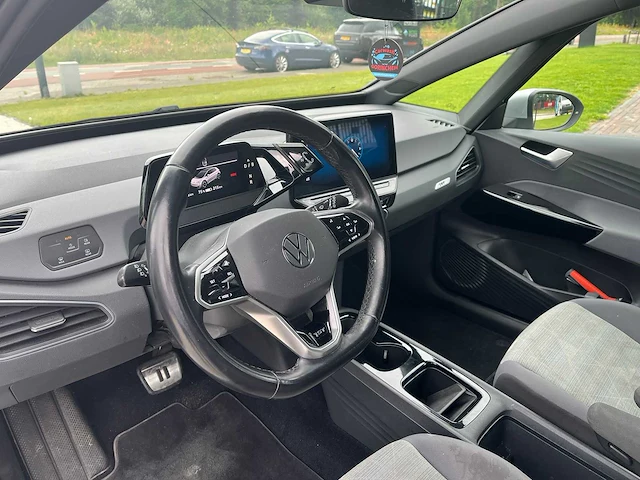 Volkswagen - id.3 - first 58 kwh - j-768-xl - afbeelding 16 van  31