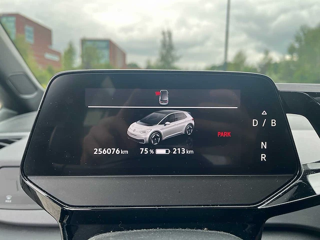 Volkswagen - id.3 - first 58 kwh - j-768-xl - afbeelding 18 van  31
