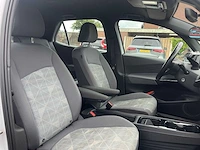 Volkswagen - id.3 - first 58 kwh - j-768-xl - afbeelding 25 van  31