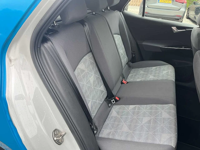 Volkswagen - id.3 - first 58 kwh - j-768-xl - afbeelding 27 van  31
