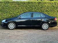 Volkswagen - jetta - 1.6 fsi comfortline - 82-xf-vr - 2007 - nap - afbeelding 4 van  11