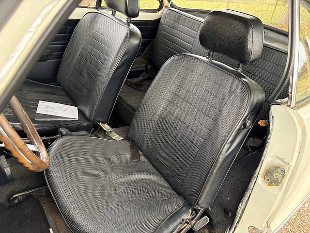 Volkswagen - karmann ghia - oldtimer - afbeelding 10 van  30