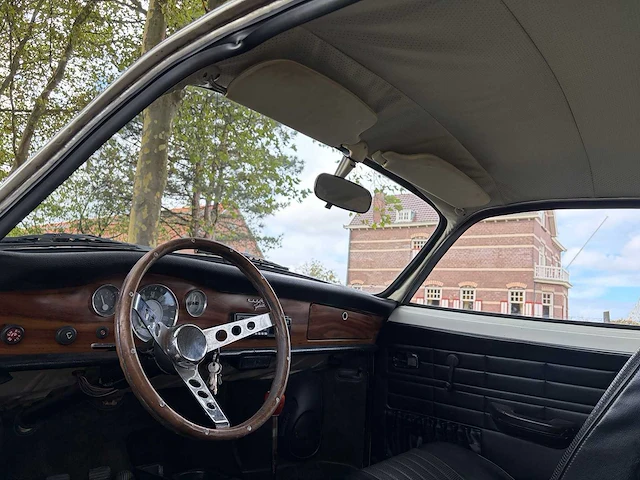 Volkswagen - karmann ghia - oldtimer - afbeelding 11 van  30