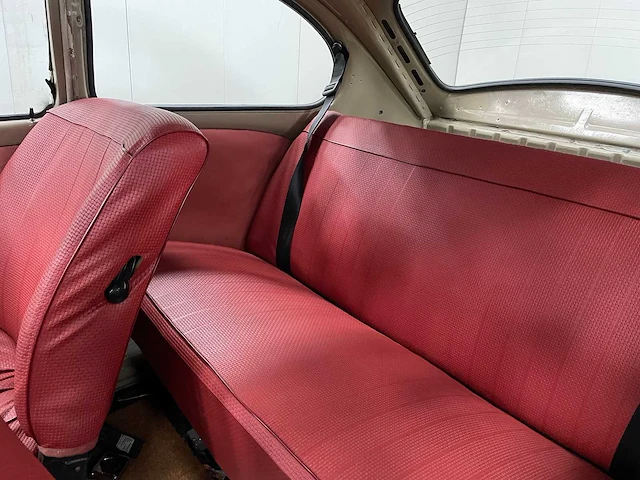 Volkswagen - kever - 1300 a - oldtimer - 1970 - afbeelding 17 van  38