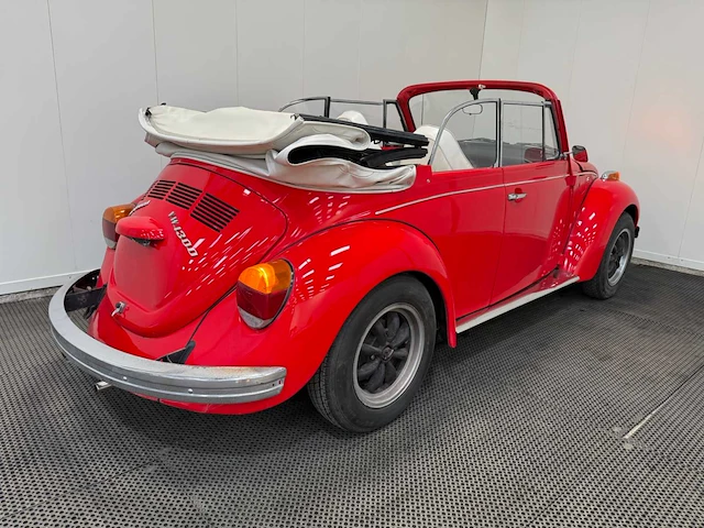 Volkswagen - kever - cabrio cabriolet - oldtimer - 1973 - afbeelding 5 van  34